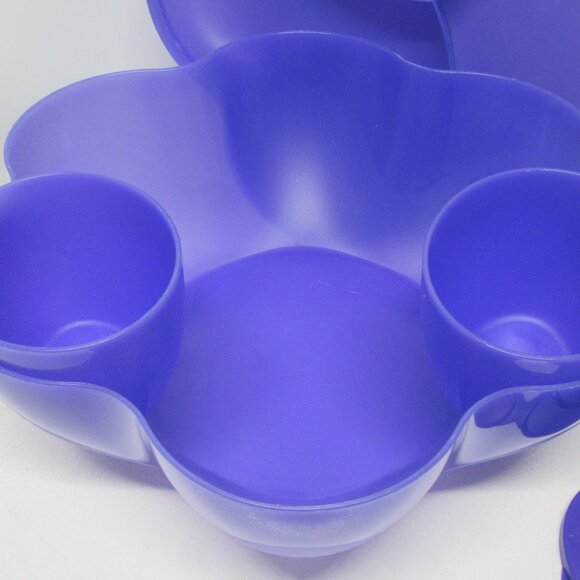 NEW! Tupperware Chip 'N Dip Serving Bowl/Tray/Dip Combo - Picture 6 of 7